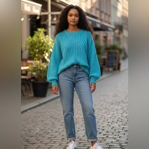 Free People Sweater size small